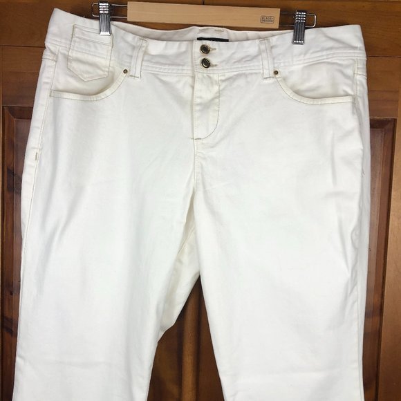 Tommy Hilfiger White High Waist Boot Cut American Freedom Denim Jeans Timeless - Picture 4 of 16